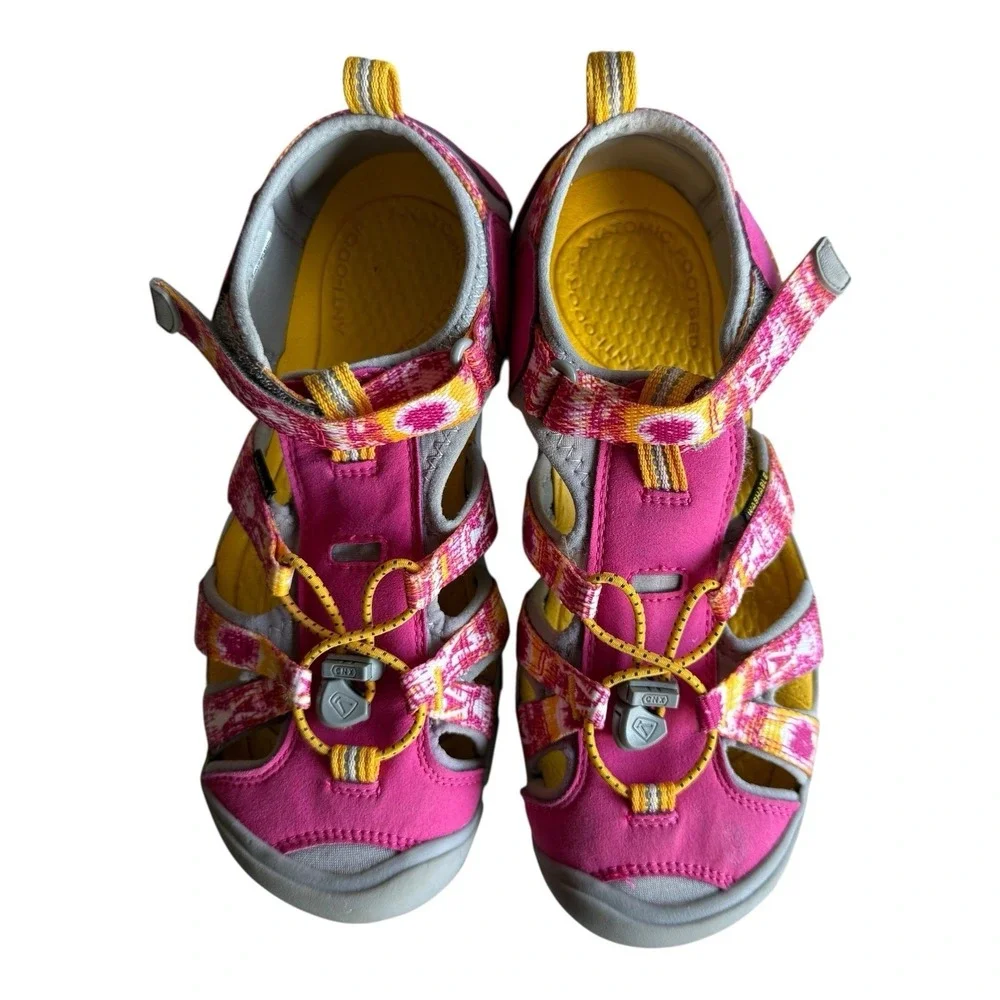 Keen Pink Seacamp II CNX Fisherman Water Hiking Sandals‎ Big Girls Size 5 Shoes